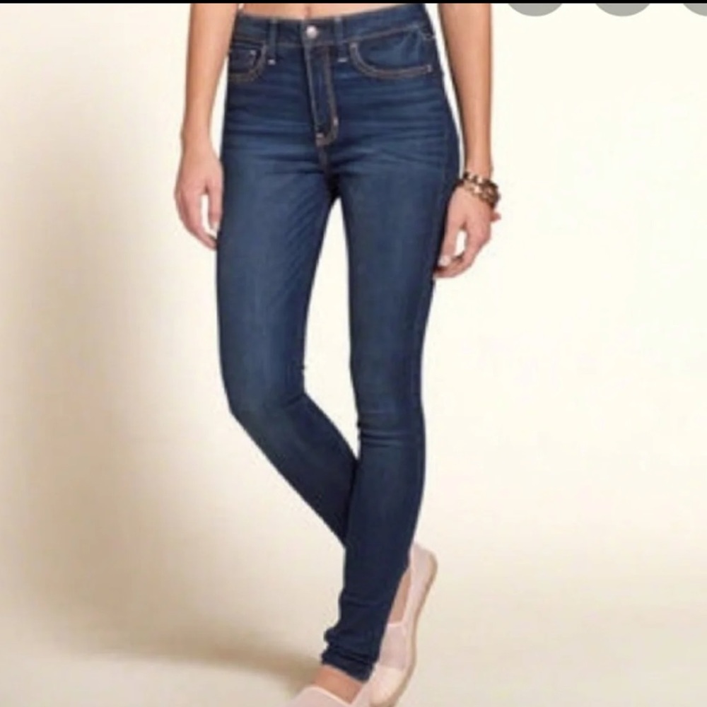 Hollister jeans